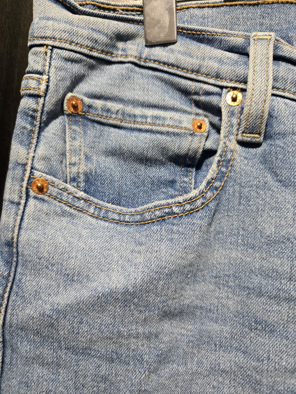 Levi's Light Blue Women's Ribcage Straight Ankle Jeans Buttonfly Size 31 - Picture 3 of 9